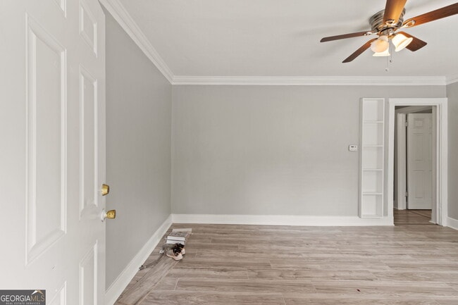 Photo - 181 Holderness St SW