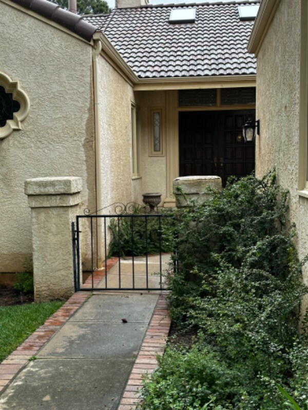 Photo - 1555 Laird Cir