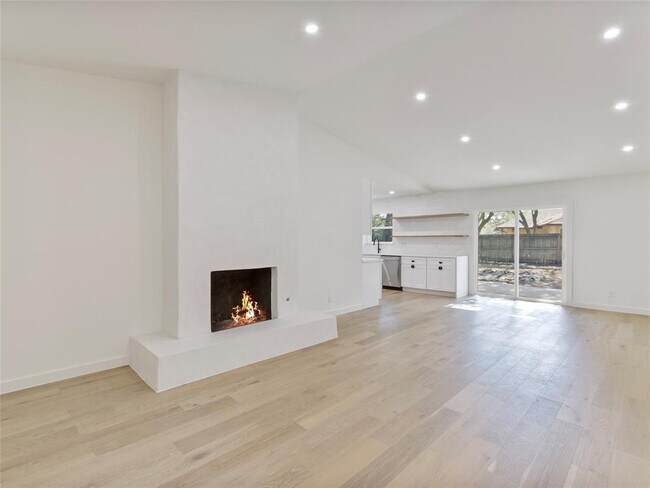 Photo - 5903 Gateshead Dr