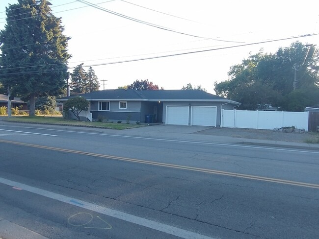 Photo - 1201 N 15th St