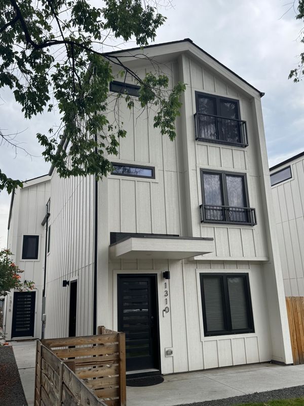 Photo - 1310 Zenobia St