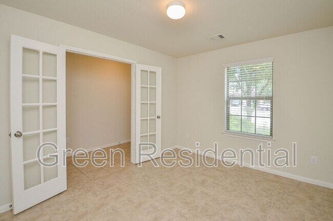 Photo - 20111 Brookwood Holw