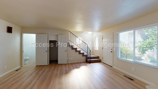 Photo - 237 Starr Ave
