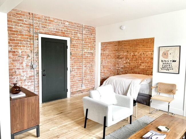 Photo - The Charlotte Apts