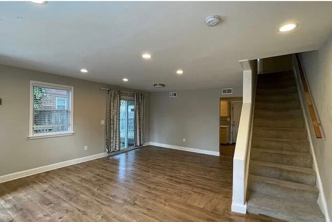 Photo - 2230 Houston St