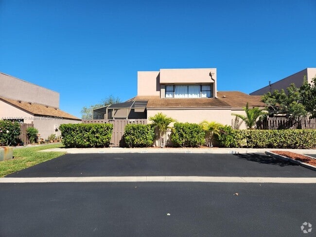 Building Photo - 12325 NW 11th Ct Rental