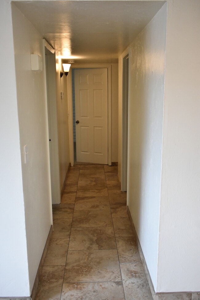 Photo - 3645 E 32nd St