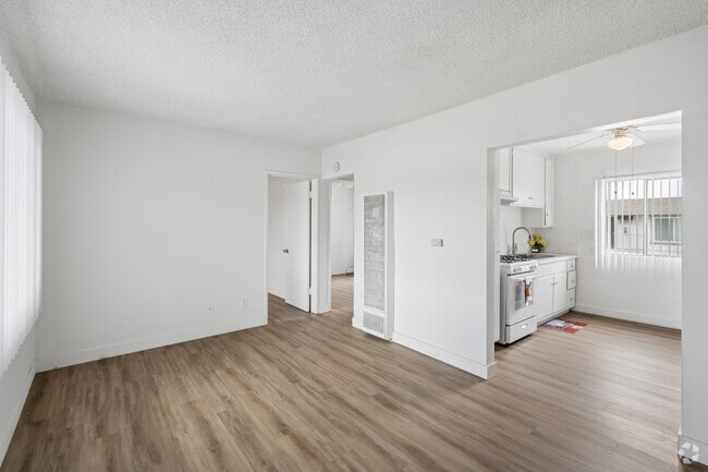 2BR, 1BA - Living Room