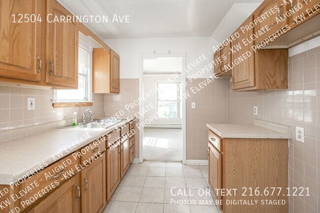 12504 Carrington Ave