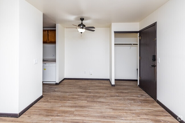 2BR, 1BA - 950SF - Dining Room