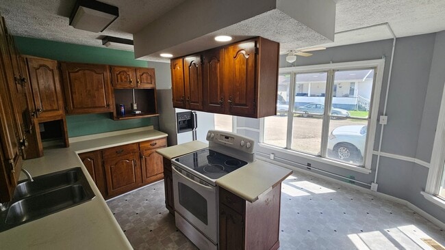 Photo - 23 Madison St Unit A