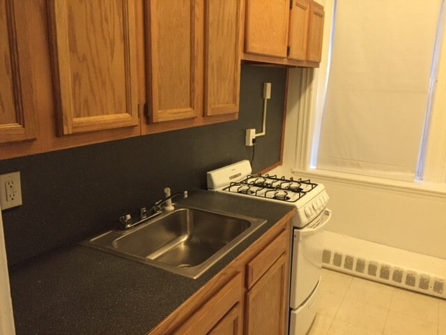 Photo - 1690 Commonwealth Ave