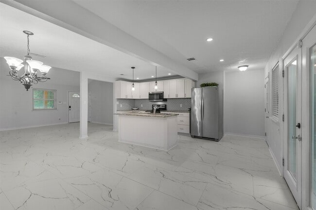Photo - 1215 Tejas Blvd