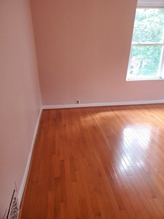 Photo - 15 Gordon St Unit 2