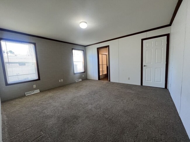 Photo - 7126 123rd St W