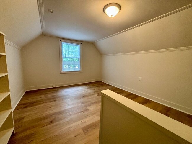 Photo - Beautiful 3 Bedroom 1 Bathroom Morton Meadows Cottage