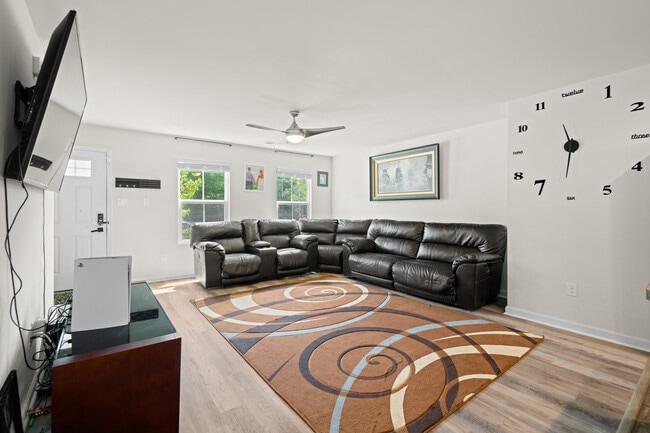 Photo - 21012 Baileys Grove Dr