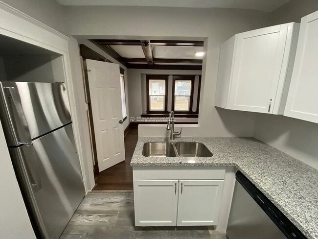 Photo - 3743 Flora Ave