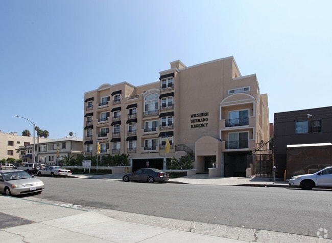 Wilshire Serrano Regency - Wilshire Serrano Regency Apartments