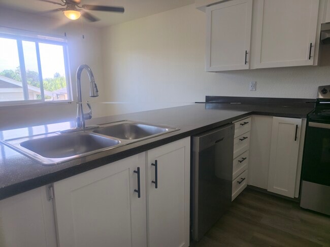 Photo - Parkview Apartments