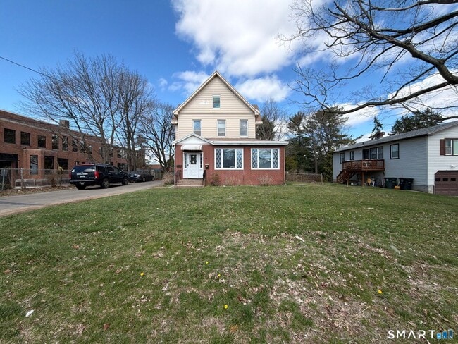 Photo - 316 W Main St Unit 2