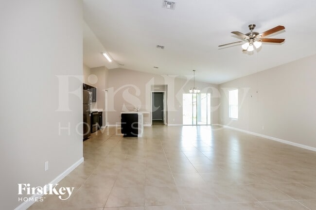 Photo - 2092 SW Altman Ave