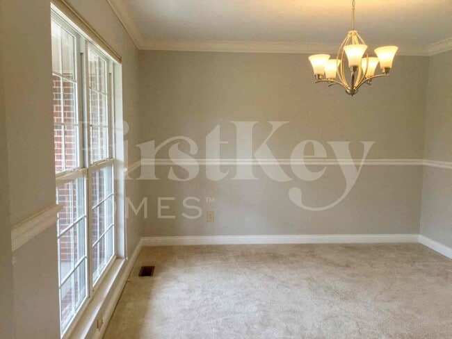Photo - 8560 Elmcreek Ct