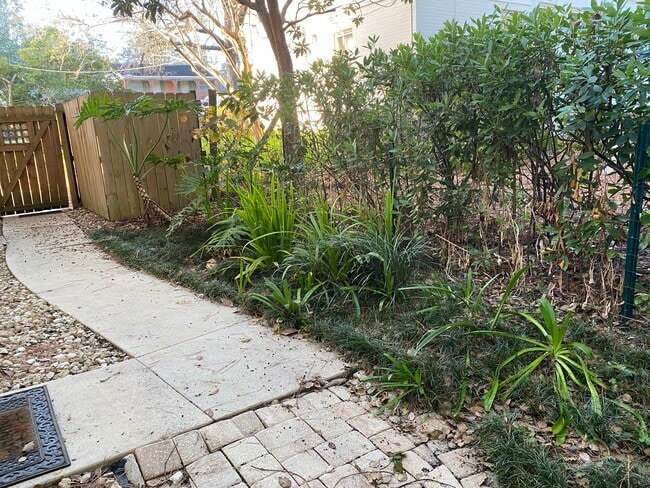 Entryway - 512 Williams St Unit B - mother-in-law suite