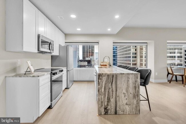 Photo - 1801 Market St Unit 2220