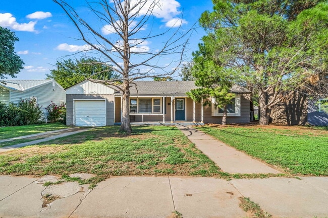 Photo - Vintage Home w/ Large Backyard, Minutes from TTU & Medical