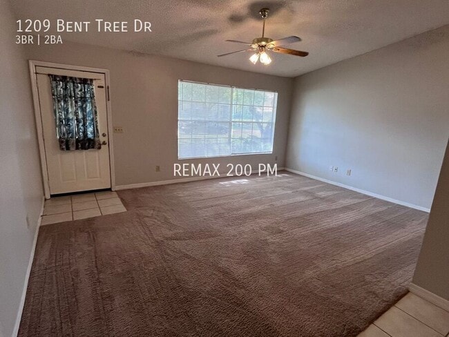 Photo - 1209 Bent Tree Dr
