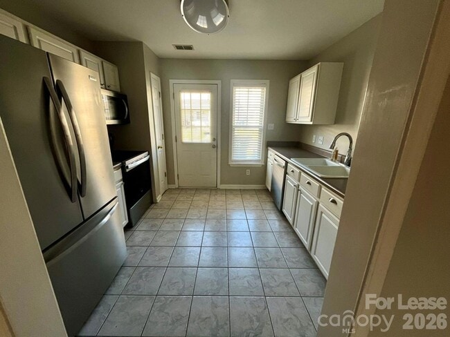 Photo - 16854 Bridgeton Ln
