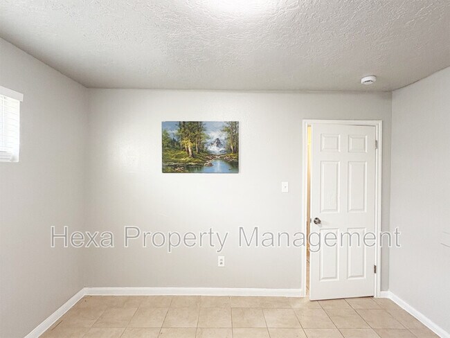 Photo - 4679 Weaver Rd Unidad 2 Bedroom  13
