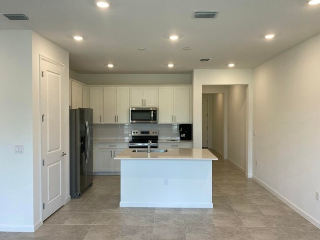 Photo - 2880 SE Federal Hwy