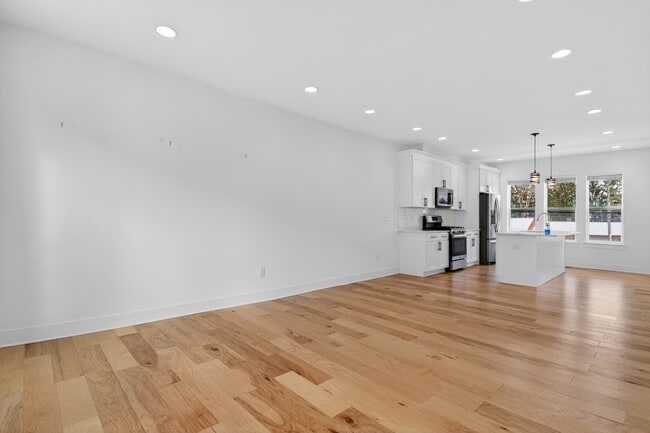 2925 Square Lake Ct