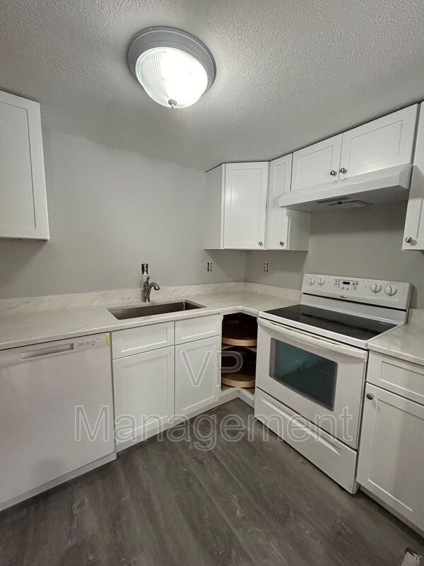 Photo - 33 Spring St Unit C