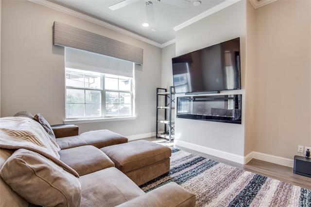 Photo - 2821 Lindale Dr