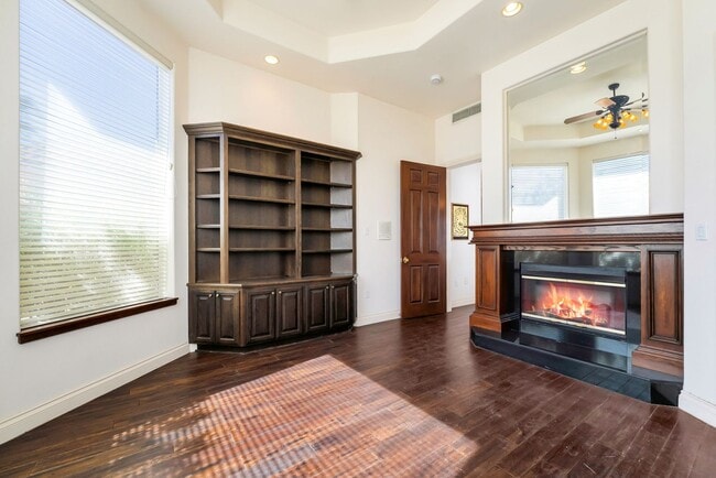 Photo - Luxury Lake Las Vegas Estate in Guard-Gated SouthShore Community!