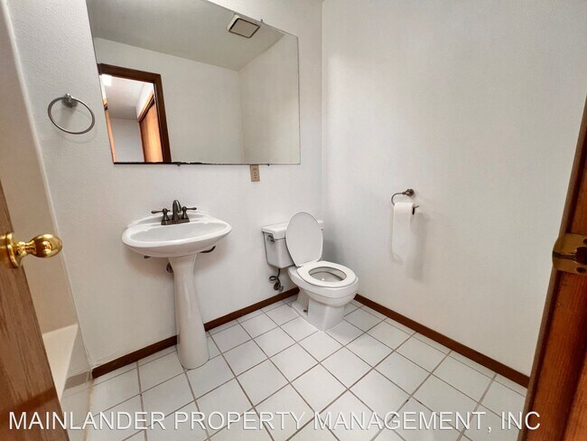 Photo - 3 br, 2 bath House - 4333 SW ARNOLD ST