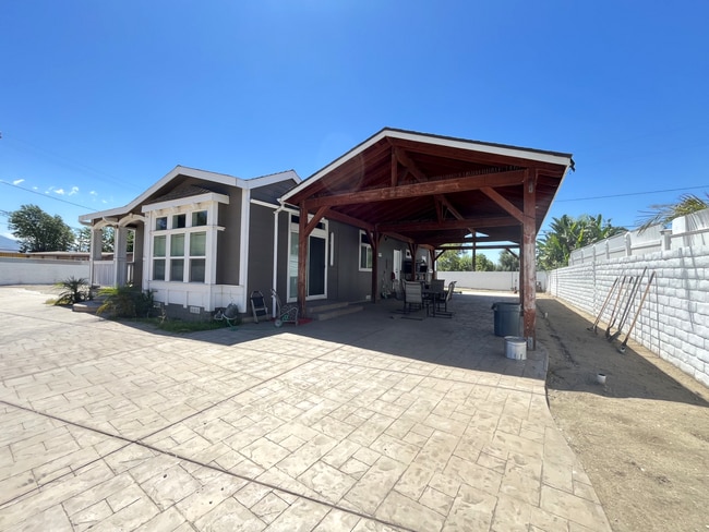 Photo - 2203 Portola St