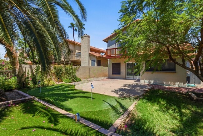 Building Photo - Remodeled Alta Mesa Golf Course Home with Private Balcony and Putting Green