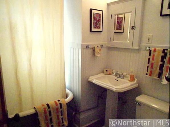 Photo - 221 W 33rd St Unit 1