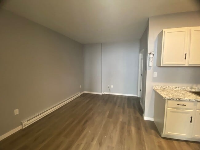 1380 Main St Unit 1