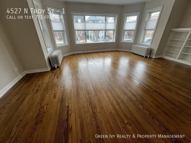 Building Photo - 4527 N Troy St Unit 1