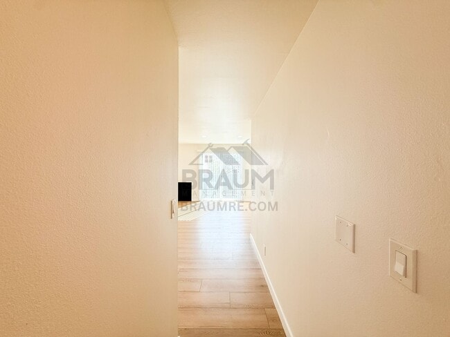 Photo - 14249 Friar St Unit 4