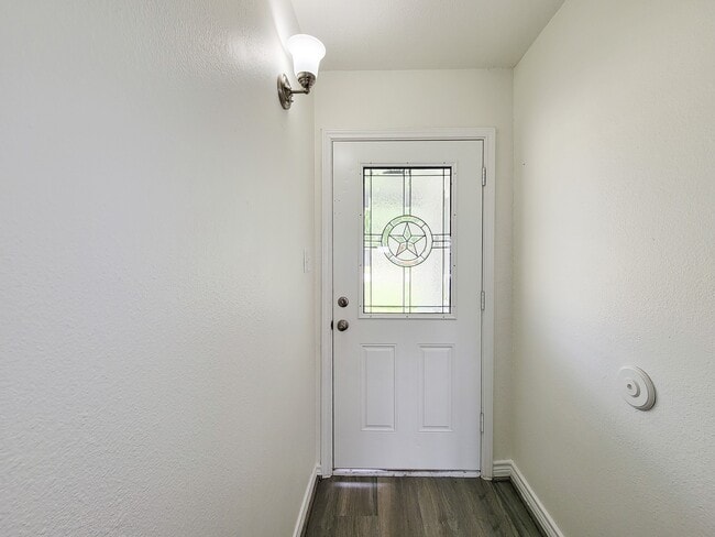 Photo - 3304 Lincoln St