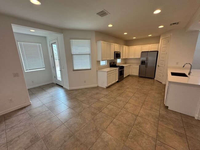 Photo - Beautiful Surprise Home: 4 Bd, 3 Ba