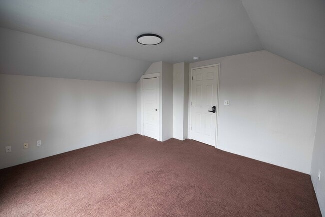 Photo - 401 S Main St