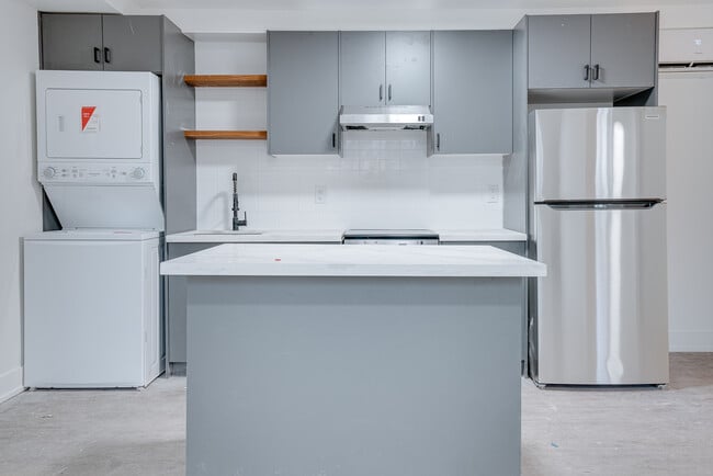 Photo - 642 Hamilton Rd Unit 1B