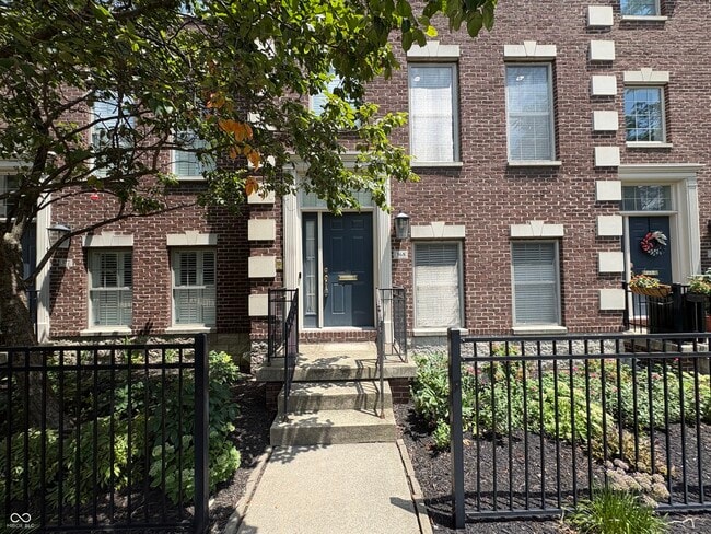 Building Photo - 368 Firehouse Pl